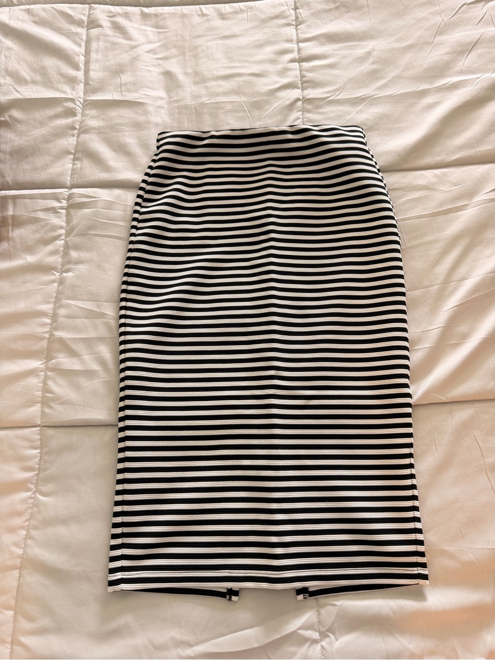 Forever 21 Black and White Striped Pencil Skirt